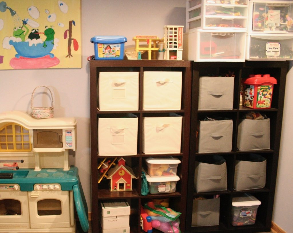 photos of organized spaces - toy room