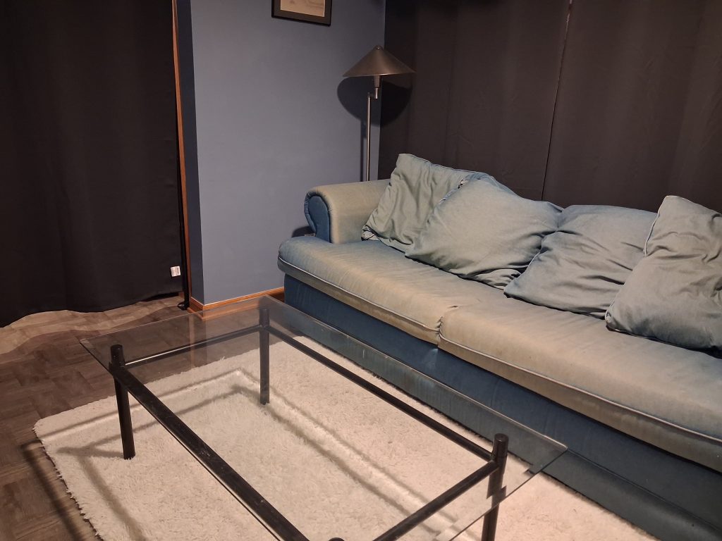 temporary guest organization for shared spaces